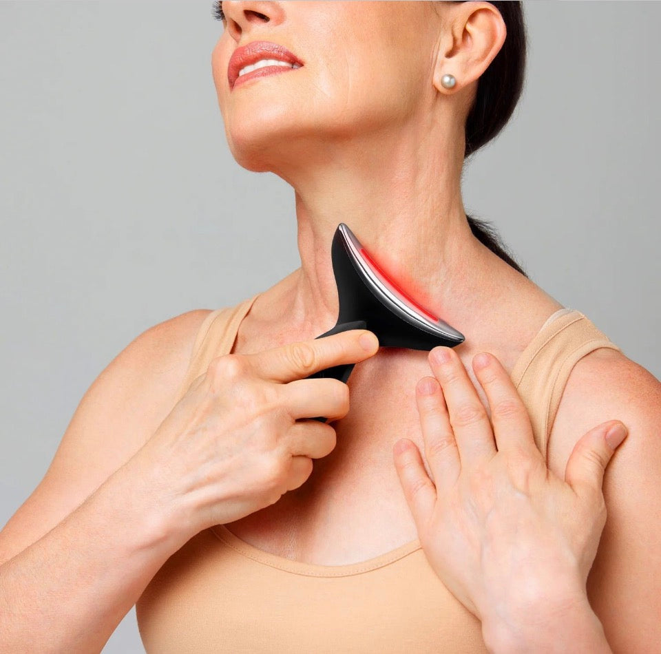 Prédiré Paris Neck Shaper Professional Device - before and after showing reduced double chin and firmer jawline with device gift box and 5 technology icons